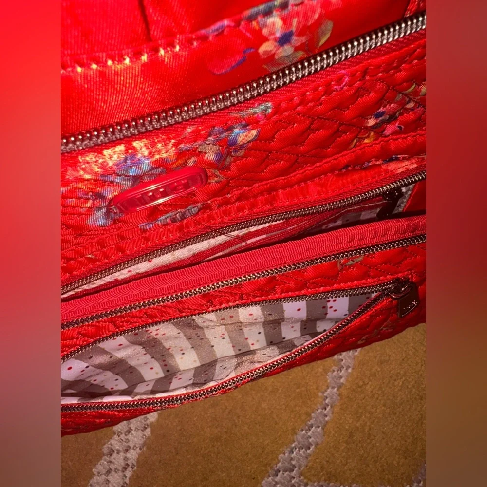 Lug Windjammer Tote Bag Crimson Bloom Floral Red - Picture 8 of 16